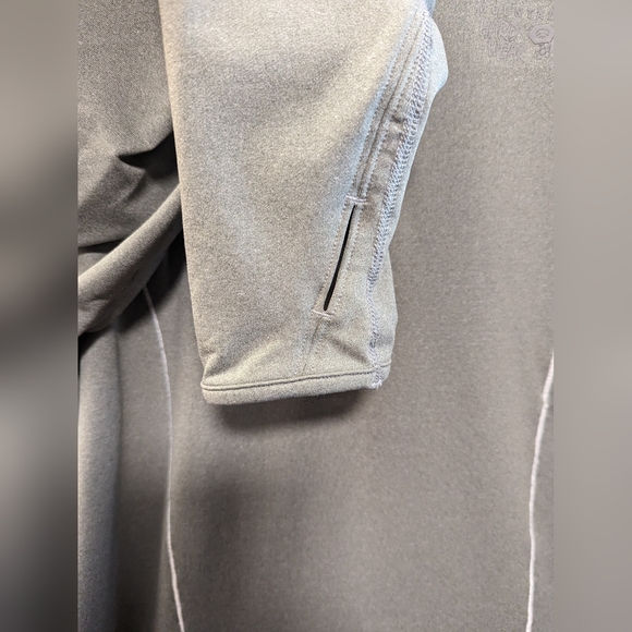 Mountain Hardwear Men's half zip jacket - Picture 4 of 8